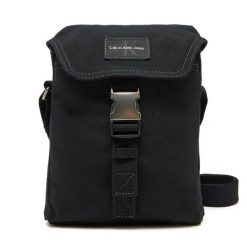 Saszetka Calvin Klein Jeans. Czarne saszetki i nerki Calvin Klein Jeans, bez wzorów, z jeansu. Za 179.99 zł.