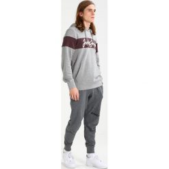 Jack & Jones JORGOLD HOOD Bluza z kapturem light grey melange. Bluzy z kapturem marki Jack & Jones, m, z bawełny, z kapturem. Za 129.00 zł.