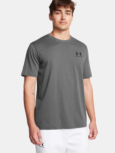 Under Armour Koszulka "Sport Style" w kolorze szarym rozmiar: 3XL. Szare t-shirty sportowe Under Armour, bez wzorów, bez ramiączek. Za 91.77 zł.