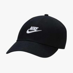 Czapka Nike Club Unstructured Futura Wash Cap, Dla obu płci. Czarne czapki z daszkiem Nike, bez wzorów, z bawełny. Za 94.99 zł.