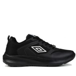 Buty męskie sportowe Umbro MILWAIN MIX. Czarne buty sportowe casual Umbro, bez wzorów, bez zapięcia. W wyprzedaży za 149.00 zł.