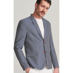 Żakardowa marynarka slim fit - Granatowy. Garnitury marki Reserved. Za 279.99 zł.