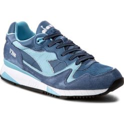Sneakersy DIADORA - V7000 Italia 501.170942 01 C6582 Air Blue/Dark Blue. Buty sportowe casual marki Diadora. W wyprzedaży za 369.00 zł.