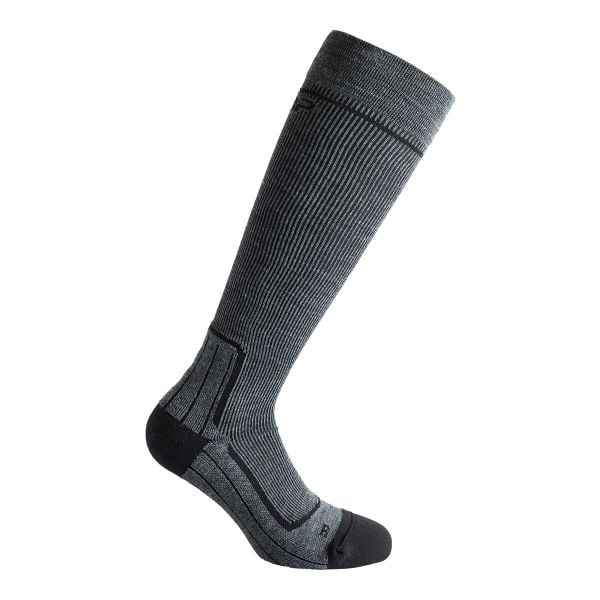 Skarpety trekkingowe CMP WOOL LONG anatomiczne długie. Czarne skarpety CMP, bez wzorów, z elastanu. Za 127.00 zł.