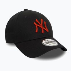 Czapka z daszkiem New Era Le 940 Nyy. Czarne czapki z daszkiem New Era, na zimę, bez wzorów. Za 109.99 zł.