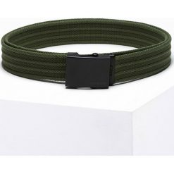 Pasek męski parciany - oliwkowy V1 A651 - uniwersalny. Zielone paski Ombre Clothing, bez wzorów. Za 59.99 zł.
