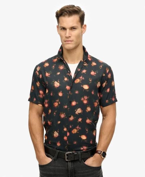 Superdry Koszula krótki rękaw z nadrukiem – Abstract Floral Red, 100% modal. Czerwone koszule Superdry, na lato, l, bez wzorów, z materiału, bez kołnierzyka, bez ramiączek. Za 238.30 zł.