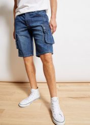 Bermudy dżinsowe bojówki Regular Fit. Niebieskie jeansy bonprix, m. Za 137.99 zł.