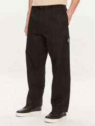 Calvin Klein Jeans Spodnie materiałowe J30J325126 Czarny Regular Fit. Czarne spodnie materiałowe Calvin Klein Jeans, m, bez wzorów, z jeansu. Za 279.99 zł.