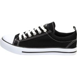 Czarne trampki męskie AMERICAN CLUB DSLN01 BZ. Czarne trampki American CLUB, m, bez wzorów, bez zapięcia. W wyprzedaży za 49.00 zł.