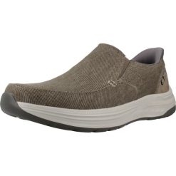 Buty SKECHERS SLIP-INS DECKLAN GULLIVER Brązowy. Brązowe buty trekkingowe Skechers, bez wzorów, z tkaniny, bez zapięcia, trekkingowe, skechers sport. Za 364.99 zł.