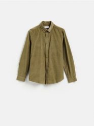 Sztruksowa koszula regular fit - ciemnozielony. Zielone koszule Reserved, l, bez wzorów, z bawełny, bez kołnierzyka, bez ramiączek. Za 129.99 zł.