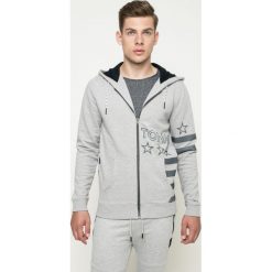 Hilfiger Denim - Bluza. Bluzy z kapturem marki Hilfiger Denim, m, z nadrukiem, z bawełny, z kapturem. W wyprzedaży za 199.90 zł.