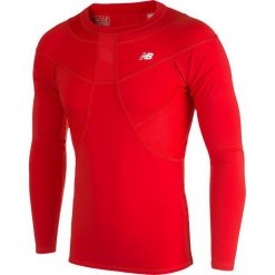 Koszulka kompresyjna - MT710136HRD. Odzież kompresyjna marki New Balance. W wyprzedaży za 99.99 zł.