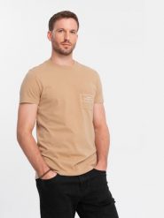 Męski bawełniany t-shirt z nadrukiem na kieszonce Ombre Streetstyle – piaskowy V6 OM-TSCT-0108 - XXL. Pomarańczowe t-shirty Ombre Clothing, l, bez wzorów, z bawełny, bez kołnierzyka, bez ramiączek. W wyprzedaży za 29.99 zł.