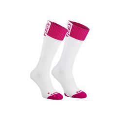 Skarpety do gry w siatkówkę V500. Skarpety marki ALLSIX. Za 19.99 zł.