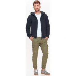 BLUZA MĘSKA ROZPINANA Z KAPTUREM. Bluzy marki TOP SECRET. W wyprzedaży za 49.99 zł.