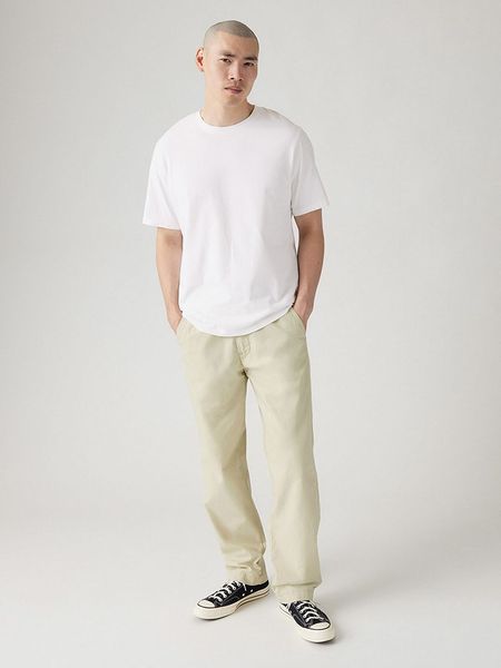 Levi's Spodnie w kolorze beżowym rozmiar: XL. Brązowe spodnie materiałowe Levi's®, s, bez wzorów, z materiału. Za 161.34 zł.