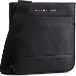 Saszetka TOMMY HILFIGER - Business Leather Mini Crossover AM0AM04433 002. Czarne saszetki i nerki Tommy Hilfiger, bez wzorów, ze skóry, bez dodatków. W wyprzedaży za 319.00 zł.