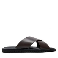 Klapki Geox. Brązowe klapki Geox. Za 239.99 zł.