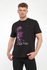 T-shirt męski bawełniany ARMANI EXCHANGE. T-shirty Armani Exchange, m, bez wzorów, z bawełny, bez kołnierzyka, bez ramiączek. Za 299.00 zł.