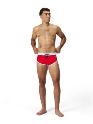 Speedo Kąpielówki "Eco Jetstream" w kolorze czerwonym rozmiar: 5. Czerwone kąpielówki Speedo, bez wzorów. Za 104.95 zł.