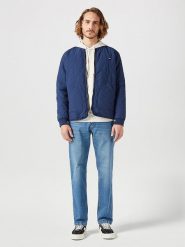 Wrangler Kurtka w kolorze niebieskim rozmiar: S. Niebieskie kurtki Wrangler, s, bez wzorów, bez kaptura. Za 141.19 zł.