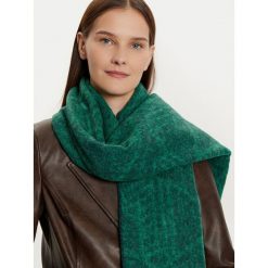 Szalik Lacoste. Zielone szaliki LACOSTE, bez wzorów. Za 719.99 zł.