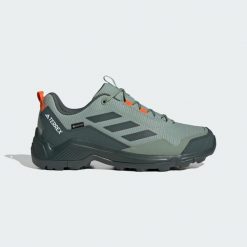 Buty Terrex Eastrail GORE-TEX Hiking. Brązowe buty turystyczne Adidas, na lato, bez wzorów, z gore-texu, bez zapięcia, wspinaczkowe, gore-tex. W wyprzedaży za 465.25 zł.