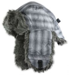 Czapka z Nausznikami, Szara w Kratkę, Zimowa z Futerkiem, Ciepła, z Kożuchem, Męska -JAREK. Szare czapki zimowe Jarek, bez wzorów, z bawełny. Za 59.00 zł.
