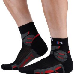Skarpetki Monnet Mid Expert. Czerwone skarpety MONNET, bez wzorów. Za 95.00 zł.
