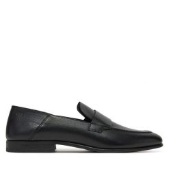 Półbuty BOSS. Czarne eleganckie półbuty Boss, bez wzorów, bez obcasa, bez zapięcia. Za 949.99 zł.