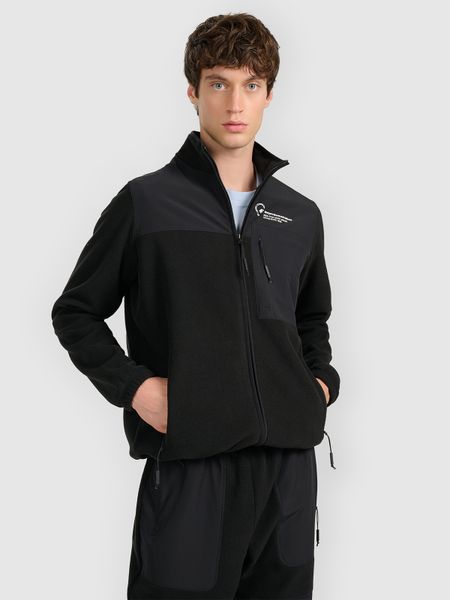 4F Polar ze stójką regular męski - czarny L. Czarne bluzy z polaru 4F, l, bez wzorów, z polaru, bez kaptura. Za 199.99 zł.