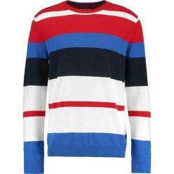 Tommy Jeans MULTI STRIPE Sweter racing red/multi. Swetry nierozpinane marki Tommy Jeans, z bawełny. W wyprzedaży za 404.10 zł.