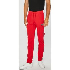 Puma - Spodnie. Spodnie materiałowe marki Puma. W wyprzedaży za 219.90 zł.