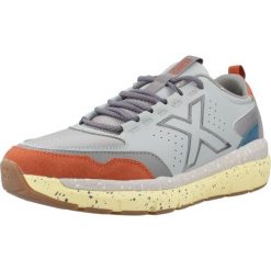 Buty MUNICH KAVA 27 Niebieski. Niebieskie buty trekkingowe munich, bez wzorów, z syntetyku, bez zapięcia, trekkingowe. Za 313.99 zł.