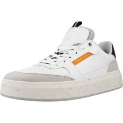 Buty CRUYFF CC241064 Biały. Białe buty turystyczne Cruyff, bez wzorów, ze skóry, bez zapięcia, trekkingowe. Za 370.99 zł.