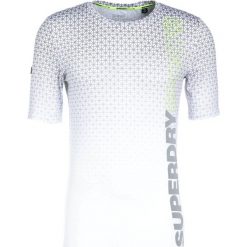 Superdry ATHLETIC Tshirt z nadrukiem white geo star fade. T-shirty marki Superdry. Za 189.00 zł.