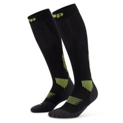 Męskie długie skarpety kompresyjne sportowe Core Run wysokie CEP. Czarne odzież kompresyjna CEP, l, bez wzorów, z elastanu, na fitness i siłownię. Za 199.00 zł.