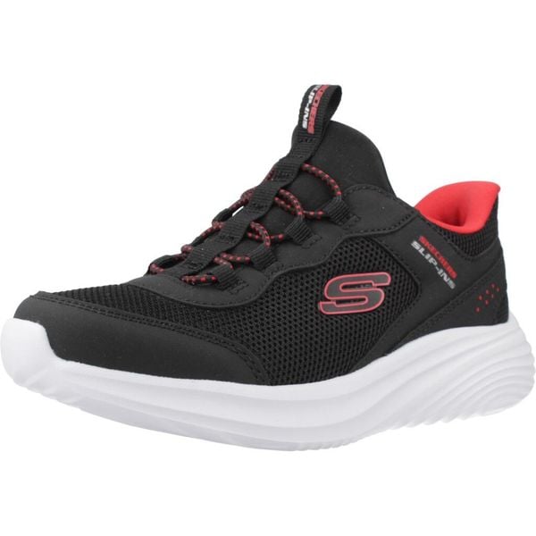 Buty SKECHERS BOUNDER PRO Czarny. Czarne buty trekkingowe Skechers, bez wzorów, z syntetyku, bez zapięcia. Za 217.99 zł.