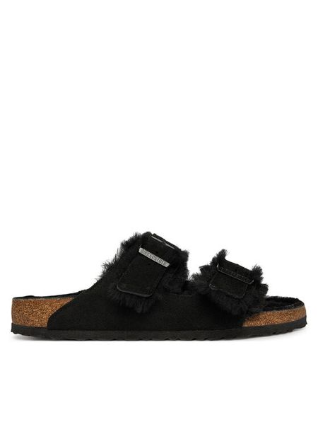 Birkenstock Klapki Arizona Shearling 752661 Czarny. Czarne klapki Birkenstock, ze skóry. Za 749.99 zł.