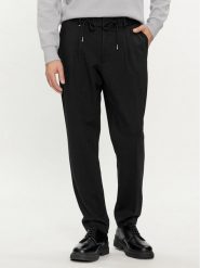 Boss Spodnie materiałowe C-Perin-J-RDS-233 50509536 Czarny Relaxed Fit. Czarne spodnie materiałowe Boss, m, bez wzorów, z materiału. Za 999.99 zł.