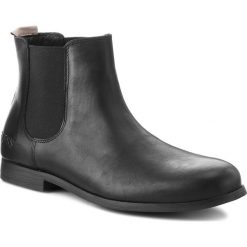 Sztyblety GUESS - FMDIE4 LEA13 BLACK. Sztyblety marki Guess. W wyprzedaży za 429.00 zł.