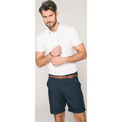 Guess Jeans - Polo. Koszulki polo marki Guess Jeans, z bawełny, polo, z krótkim rękawem. Za 189.90 zł.