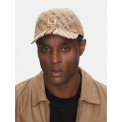 Czapka z daszkiem Guess. Brązowe czapki z daszkiem Guess, z aplikacjami. Za 199.99 zł.