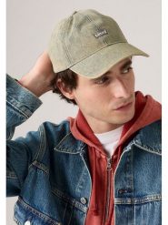 Levi's Czapka w kolorze beżowym rozmiar: onesize. Brązowe czapki z daszkiem Levi's®, bez wzorów, z bawełny. Za 56.99 zł.