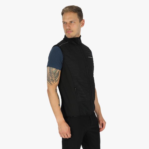 Ocieplana kamizelka treningowa męska Swedemount On Course Vest wodoodporna. Czarne buty do biegania SWEDEMOUNT, m, bez wzorów, bez kaptura, do biegania. Za 249.99 zł.