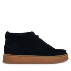 Trzewiki Clarks. Czarne botki sznurowane Clarks, bez wzorów, bez obcasa, bez zapięcia. Za 519.99 zł.