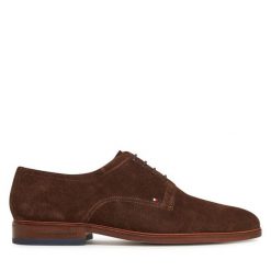 Półbuty Tommy Hilfiger. Brązowe eleganckie półbuty Tommy Hilfiger, bez wzorów, bez obcasa, bez zapięcia. Za 489.99 zł.