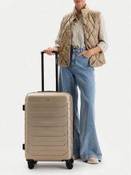 GINO ROSSI Walizka średnia CEO-GIN-M-002-05-GOLD3 Złoty. Żółte walizki Gino Rossi, bez wzorów, z tworzywa sztucznego, średnie. Za 279.99 zł.